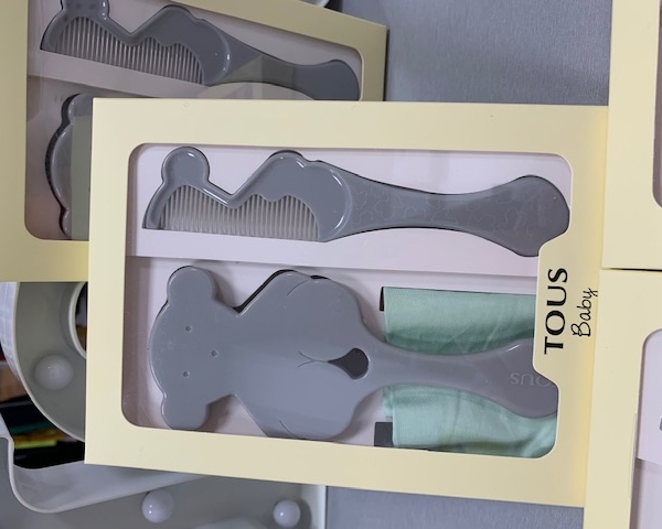 SET CEPILLO+ PEINE TOUS